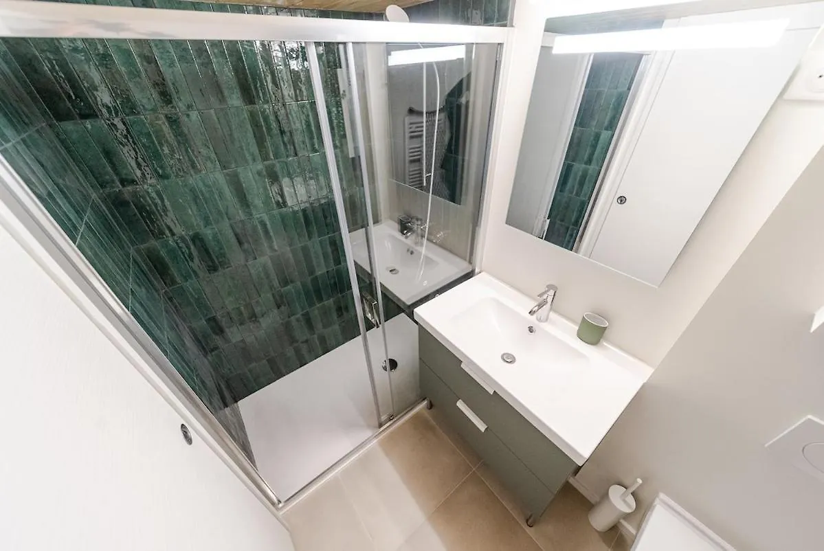 Studio Moderne En Duplex, Gratte-Ciel Villeurbanne Apartment