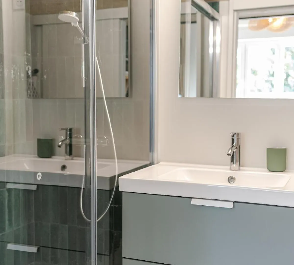 Studio Moderne En Duplex, Gratte-Ciel Villeurbanne France